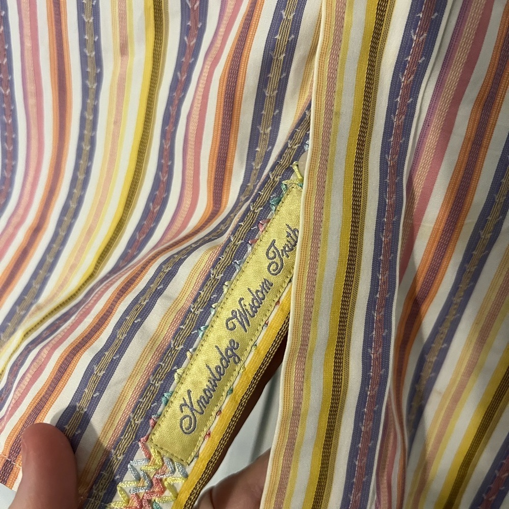 Robert Graham Button Down 70s Style Dress Shirt - Picture 6 of 11